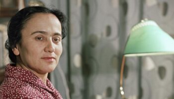 zulfiyaxonim sherlari