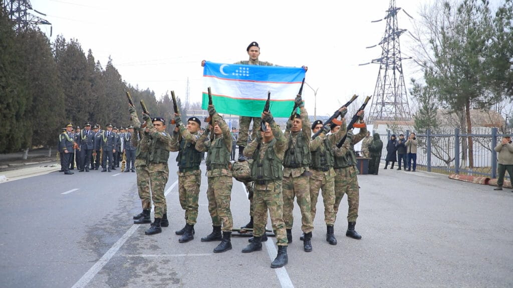 VATAN HIMOYACHILARI HAQIDA SHE’RLAR